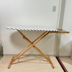 イタリアARIS社　アイロン台