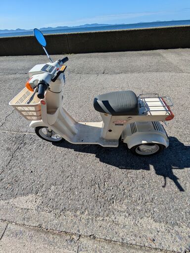 ホンダ ジョイ N-BOX JOY」を発売 | Honda 企業情報サイト