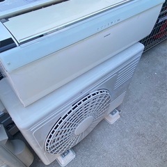 2台日立エアコン