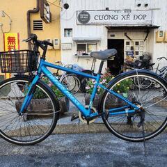 クロスバイク 27インチ 6変速 カゴ ライト 付き 青 配達可能