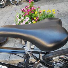 クロスバイク　ＨＵＭＭＥＲ　７００ｘ２８ｃ　６変速　黒　配達可能