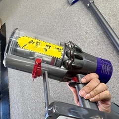 DYSON ダイソン　V10  動作品　アダプタ-無し
