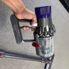 DYSON ダイソン　V10  動作品　アダプタ-無し
