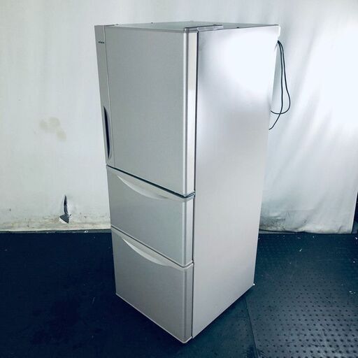 ID:rg219404 【自社配送エリア内限定】日立 HITACHI 冷蔵庫 ファミリー 中古 2018年製 3ドア 265L ライトブラウン ファン式 右開き R-27HV(T)  【リユース品：状態C】【送料無料】【設置費用無料】