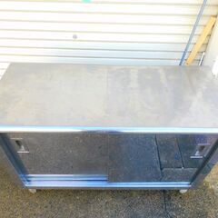 アジャスト付き ステンレス作業台 調理台 扉付き W120 D50 H80