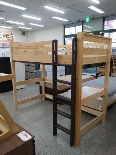 「ジモティー見た」で5％OFF！【ロフトベッド】ロフトベッド システムベッド　照明・天板棚付き :ナチュラル
