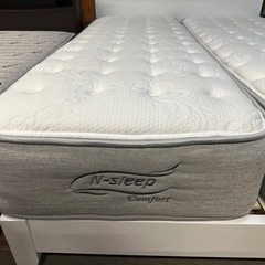 ニトリ　ダブルベッド　分割マットレス