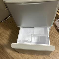 アンテプリマ　ノービレ　大　レア　カーキ　美品　バッグ-シャープ 冷凍冷蔵庫 両開き3ドア