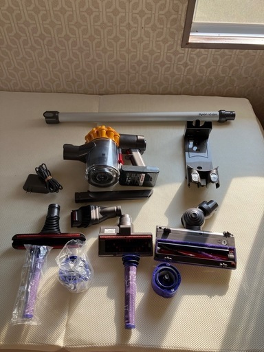 中古美品ダイソンＶ６