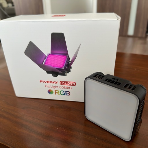 ZHIYUN FIVERAY M20C COMBO 20W RGB light 撮影用ライト LEDビデオライト