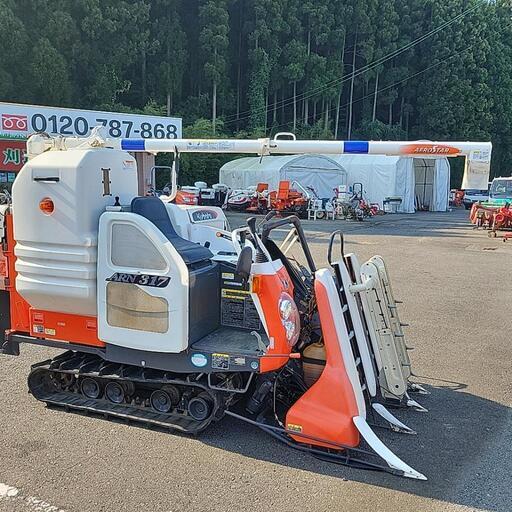 クボタ　コンバイン　3条刈　グレンタンク