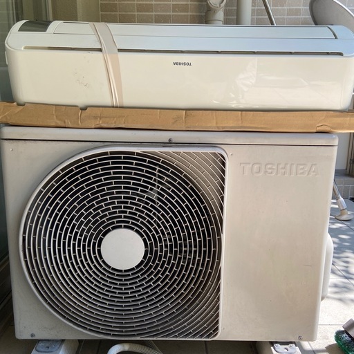 東芝ルームエアコン取り外し済み
