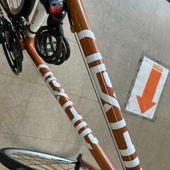 ★店頭にて試乗可★ J5227　NEXTYLE　クロスバイク 21段変速　ネクスタイル 700×28C(参考価格24,800円) クリーニング、簡易メンテナンス済み　【リユースのサカイ柏店】