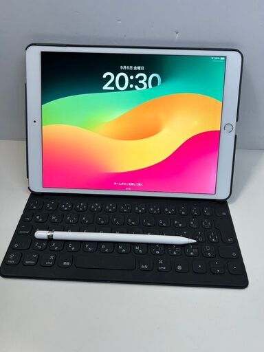 【Wi-Fiモデル】iPad Air 第3世代/64GB/A2152〈MUUK2J/A〉おまけキーボードカバー・ペンシル付き！