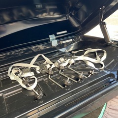 ルーフボックス　innoリッジトランク240