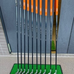 ゴルフセット バッグ、ゼクシオアイアン10本 ウッド4本 パター1本
