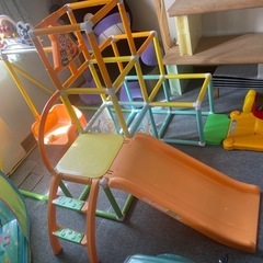 little tikes かくれんぼスライダー