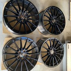 GRヤリスRZ純正ホイール ENKEI製