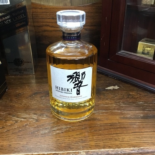 在庫あり　響   ジャパニーズハーモニー　JAPANESE HARMONY 　700ml　ウイスキー　サントリー　エキスパート藤沢辻堂店　国産ウィスキー