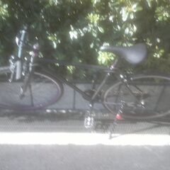 整備済み中古自転車　700ｘ25　税別￥16.800-　クロスバイク　外装8段　マットブラック907