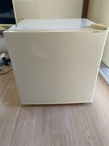 小型　冷蔵庫
