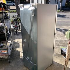 ２０１８年製　東芝 VEGETA（ベジータ） 冷凍冷蔵庫 （330L・右開き） 3ドア シルバー GR-M33S