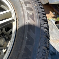 BLIZZAK2021年製 冬タイヤ4本セット