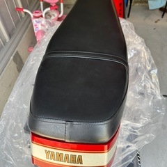 SR400 純正シート