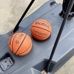 中古バスケットゴール コストコ購入 ボール2個付き 引取（富山県）近隣なら配送可 中古バスケットゴール コストコ購入 ボール2個付き 引取（富山県）近隣