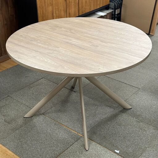 【リサイクル市場エコ伊川谷】Calligaris / カリガリス 伸長式ダイニングテーブル connubia GIOVE コヌビアジョーヴェW1200-1650×D1200×H750mm【取りに来られる方限定】【軽バン1時間貸出無料】