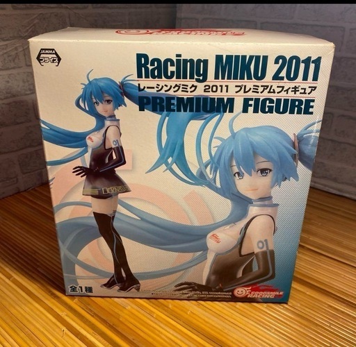 Racing MIKU2011プレミアムフィギュア