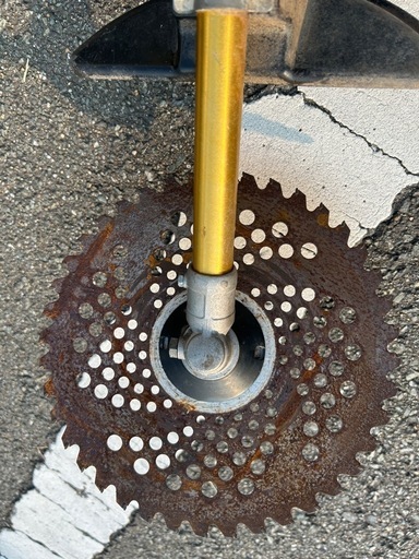 福岡市 丸山 草刈機 MC263STD草刈機 草 雑草 刈取 混合燃料 動力