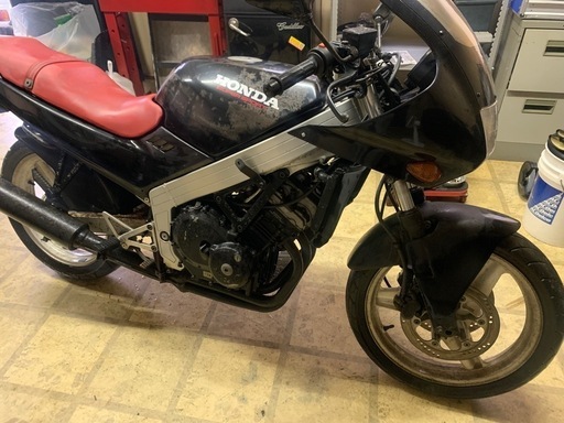 ホンダ　CBR250FOUR エンジン始動確認済み　書類無し