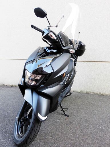 超極上中古車 500Km リアボックス\u0026ウィンドーシールド付【新車に近い超極上品 】スズキ アヴェニス 125cc 黒 スクーター バイク SUZUKI Avenis