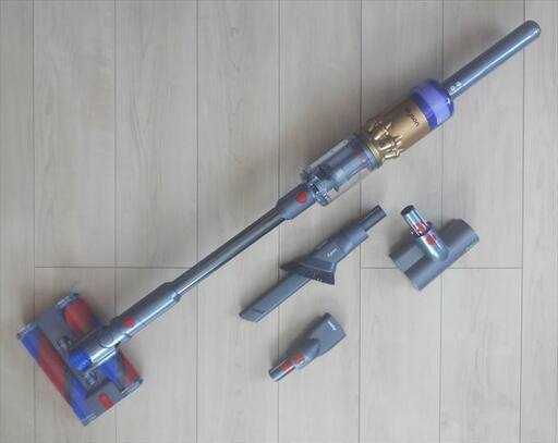 ★お値下げ中★中古★Dyson・ダイソン・大人気の掃除機・オムニグライド（SV19)★