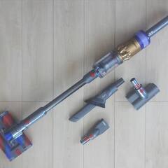 ★お値下げ中★中古★Dyson・ダイソン・大人気の掃除機・オムニグライド（SV19)★