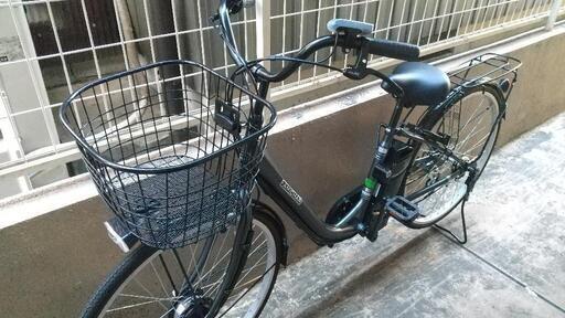 エンドウ商事 26インチ 電動アシスト自転車 ファミチャリ 通勤 通学 近所の買い物 近場サイクリング  返信無い方は取引と見なしません。支払いが１月先も相場から11000円値段下げてます。キズ１つ無い綺麗な商品です。取引中になってると思いますが取引してません。また防犯登録が心配、知名度で心配な方は他所で新車買ってください。