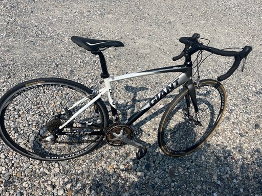 GIANT Defyアルミニウム ロードバイクShimano 引き取り限定 GIANT Defyアルミニウム ロードバイクShimano 引き取り限定 引き取り