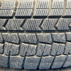 DUNLOP 185/65R15 24年製＋23年製　スタッドレスタイヤ