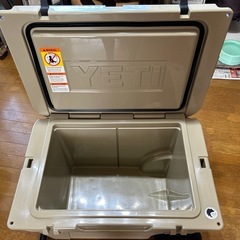 ＹＥＴＩクーラーボックス
