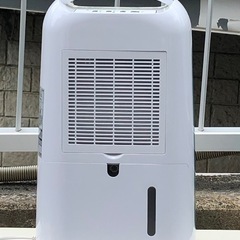 (ジM-111)SALE‼️¥11,000(税込) アイリスオーヤマ　衣類乾燥除湿機IJC-H65