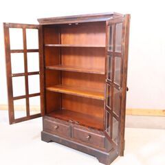 北海道民芸家具(HOKUMIN)の樺無垢材を使用した本棚です。アンティーク