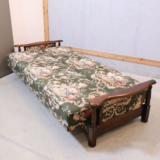 Karimoku(カリモク家具)のCOLONIAL(コロニアル)シリーズ カントリー