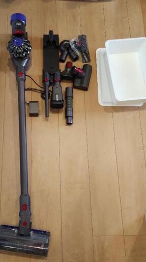 Dyson　コードレスクリーナーV10