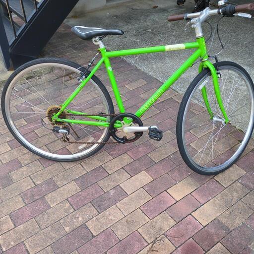 クロスバイクです。