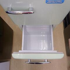 Cangle✨2ドア冷蔵庫✨(株)エディオン・ANG-RE-151-B1(G)✨149Ｌ✨2022年製✨グリーン系・美品・動作確認済(保証３ヵ月）・洗浄・除菌済み✨USED品【こちらは店舗です。浜村鹿野温泉ICから3分 買取本舗 宮本リサイクル 営業時間9～19時 定休日水曜のみ】