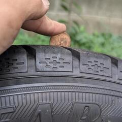 グッドイヤー     スタッドレスタイヤ  205／60R16