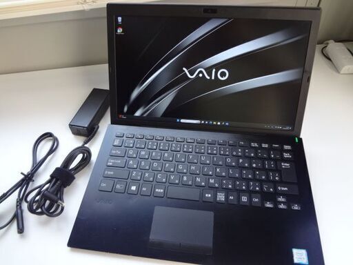 SONY VAIO 13.3インチ　 i5-8250U SSD256 MEM8 Webカメラ