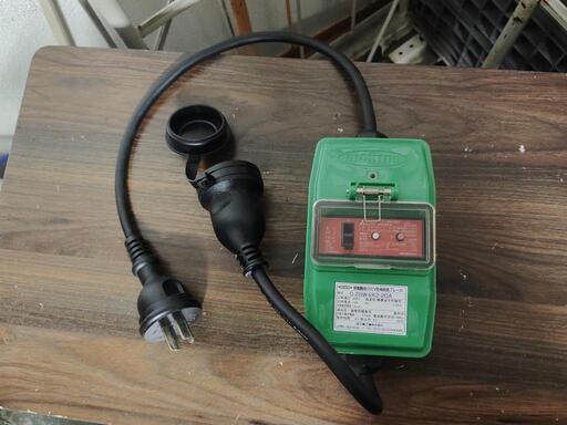200V防雨延長ブレーカ　過負荷漏電保護兼用【発電機専用】　g-2bw-ek2-20a\n\n\n