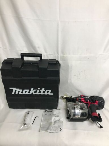 【北見市発】マキタ makita 高圧エア釘打 AN936H DIY リフォーム 90mm (D6030ahshtY)